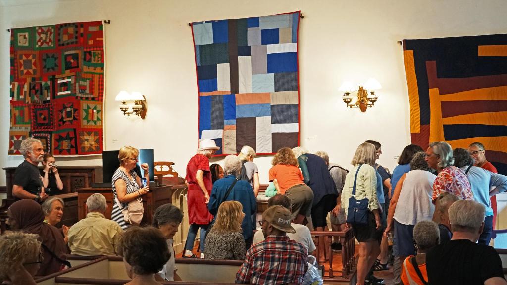 Photo of attendees at Gee's Bend exhibit at Spencertown Academy